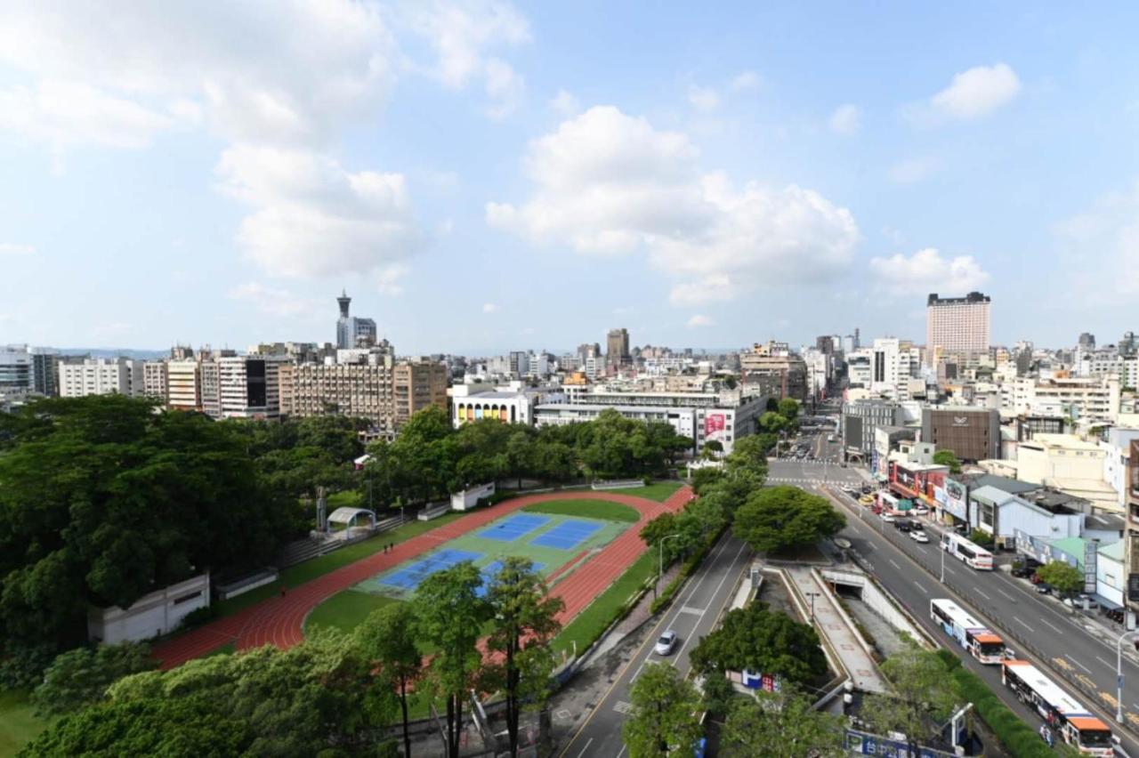 星霖之家 Lägenhet Taichung Exteriör bild