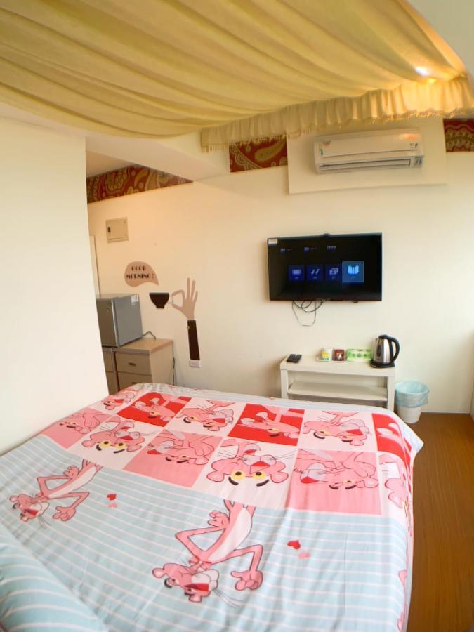 星霖之家 Lägenhet Taichung Exteriör bild